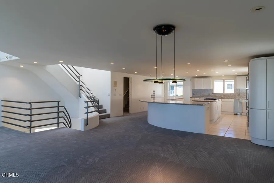3405 Ocean Drive Oxnard, CA 93035