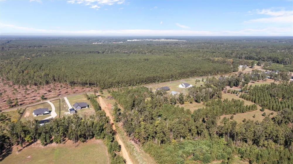 1145 Cc Road Diboll, TX 75941