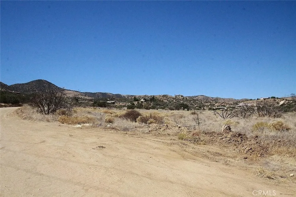 Camares Drive Palmdale, CA 93551