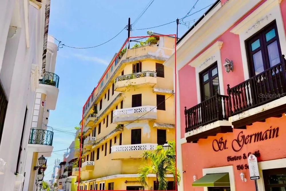 200 SOL ST. #PH-D1 Old San Juan, PR 00901