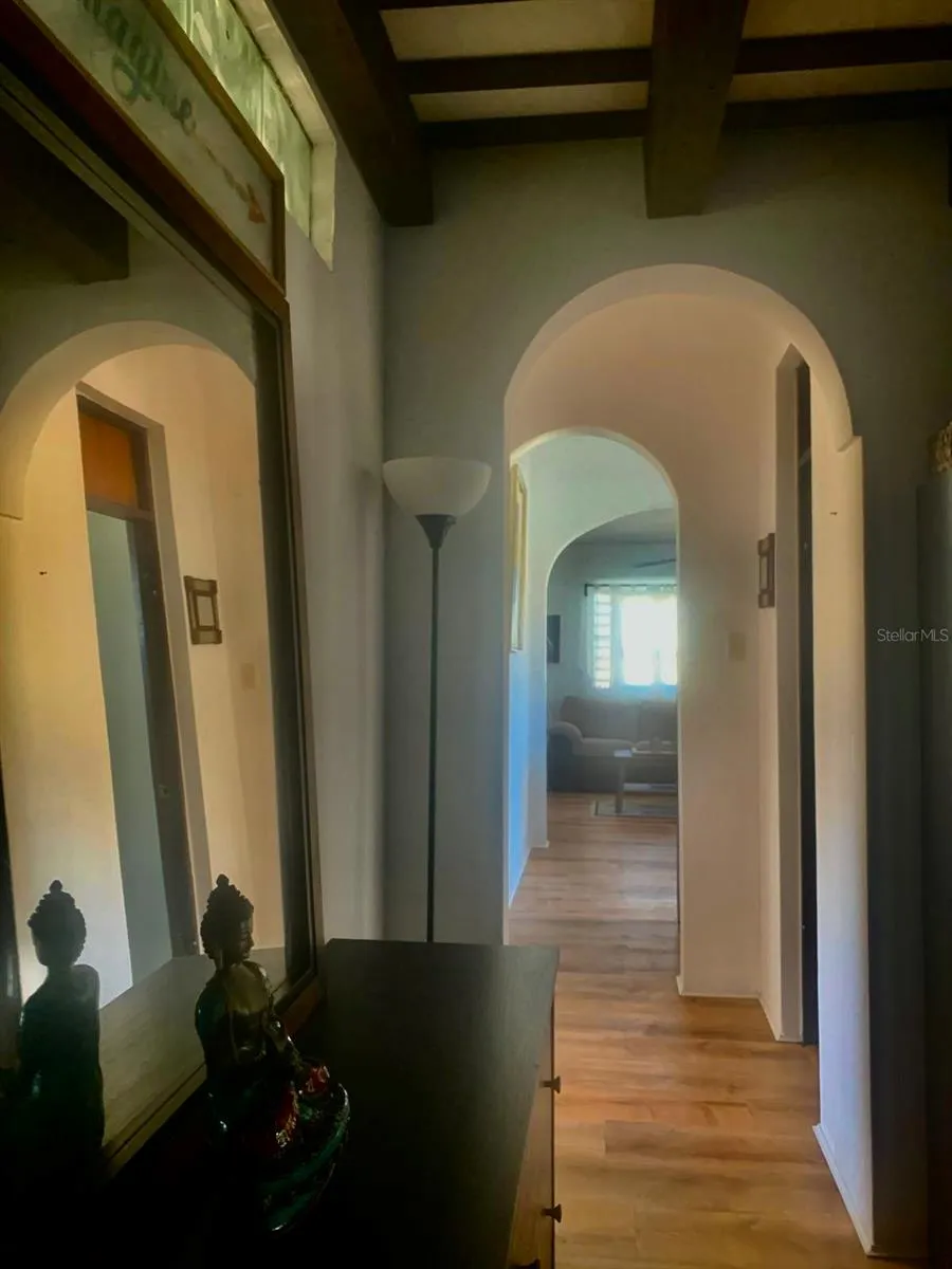 200 SOL ST. #PH-D1 Old San Juan, PR 00901