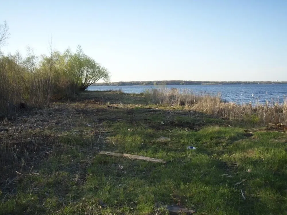 1794 Lakeshore Drive Muskegon, MI 49441