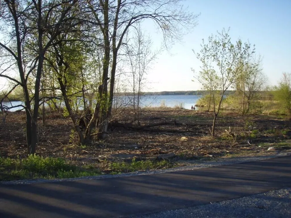 1794 Lakeshore Drive Muskegon, MI 49441