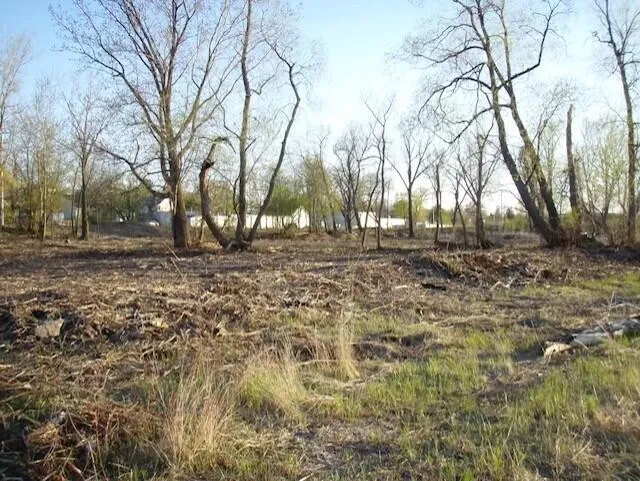 1794 Lakeshore Drive Muskegon, MI 49441