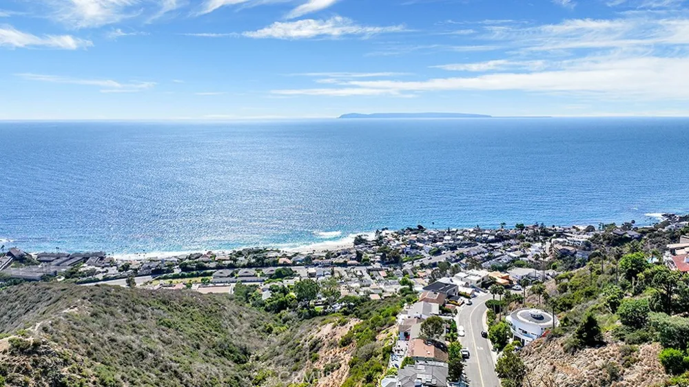 629 Balboa Avenue Laguna Beach, CA 92651