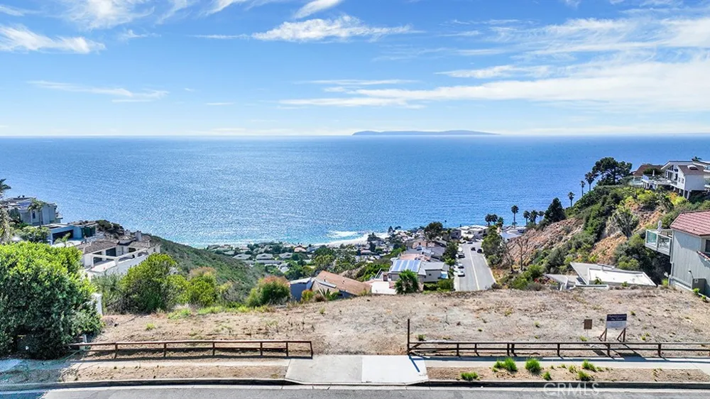 629 Balboa Avenue Laguna Beach, CA 92651