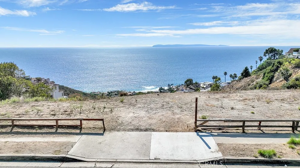629 Balboa Avenue Laguna Beach, CA 92651