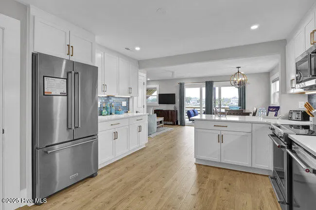 9 W Atlanta Street Wrightsville Beach, NC 28480