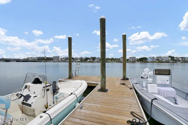 9 W Atlanta Street Wrightsville Beach, NC 28480