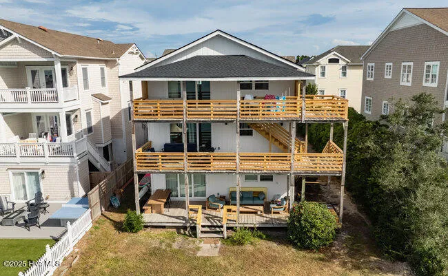 9 W Atlanta Street Wrightsville Beach, NC 28480