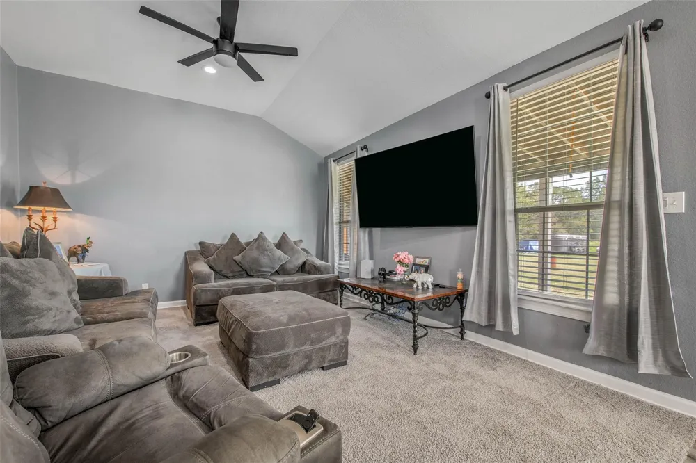 3876 Hummingbird Lane Bedias, TX 77831