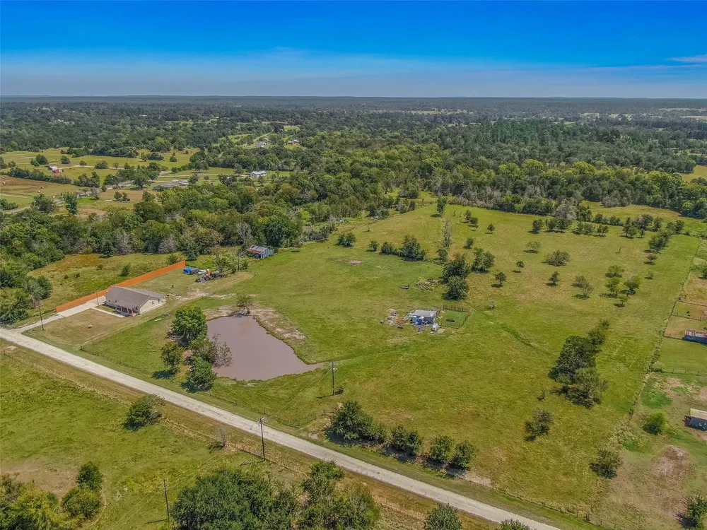 3876 Hummingbird Lane Bedias, TX 77831