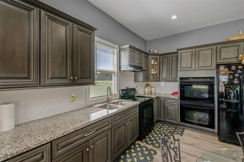 3876 Hummingbird Lane Bedias, TX 77831