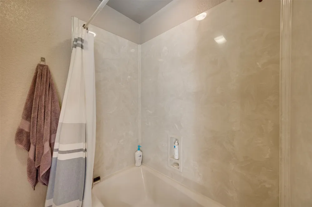 3269 An County Road 153 Palestine, TX 75801