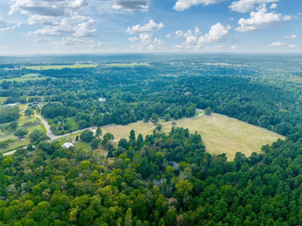 3269 An County Road 153 Palestine, TX 75801