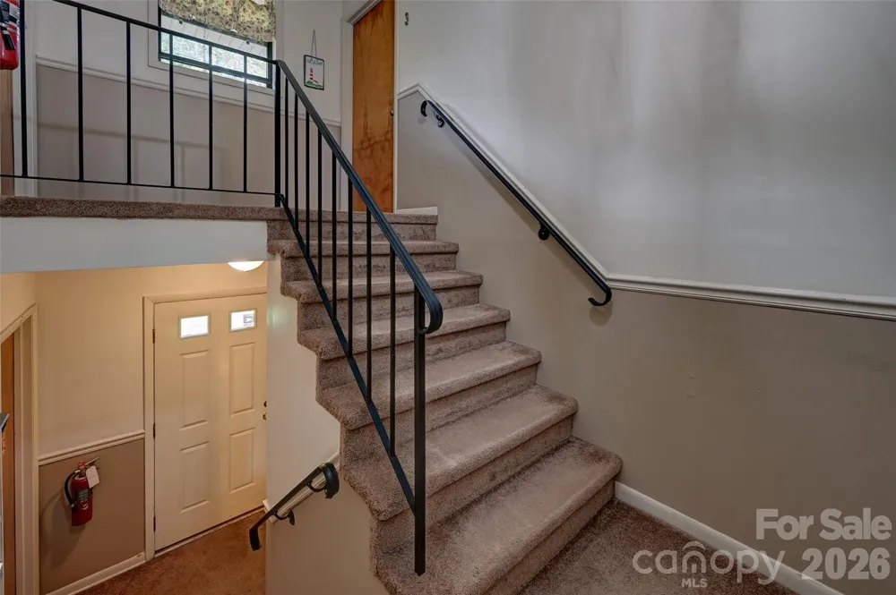 103 Oakwood Place #3 Hendersonville, NC 28792
