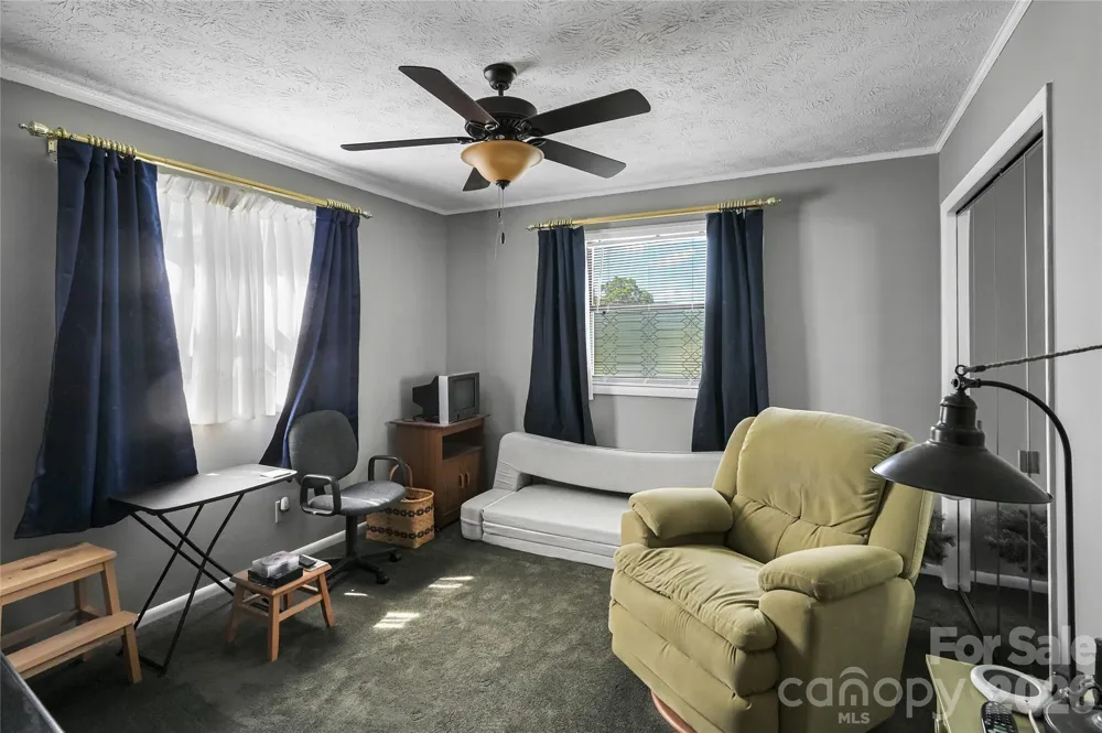 103 Oakwood Place #3 Hendersonville, NC 28792