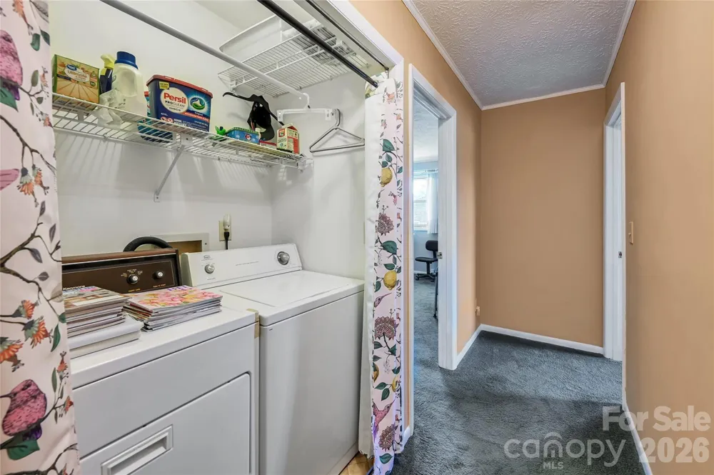 103 Oakwood Place #3 Hendersonville, NC 28792