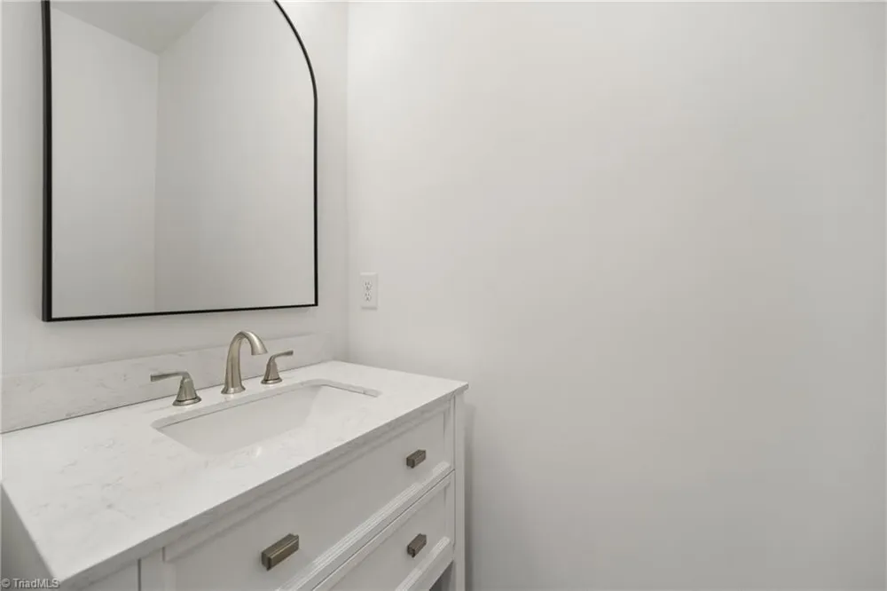 108 Provence Court King, NC 27021