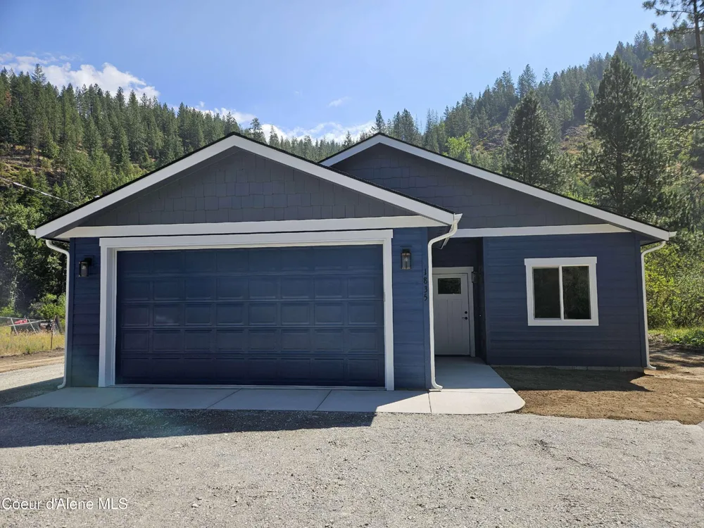 924 Lower Page Road Smelterville, ID 83868