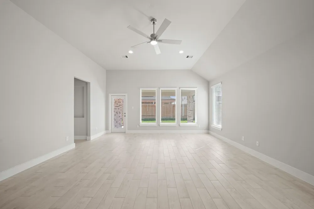 412 Elmbrook Terrace Way Waller, TX 77484