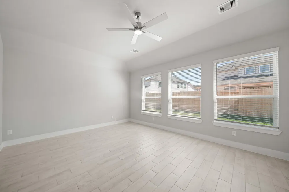 412 Elmbrook Terrace Way Waller, TX 77484
