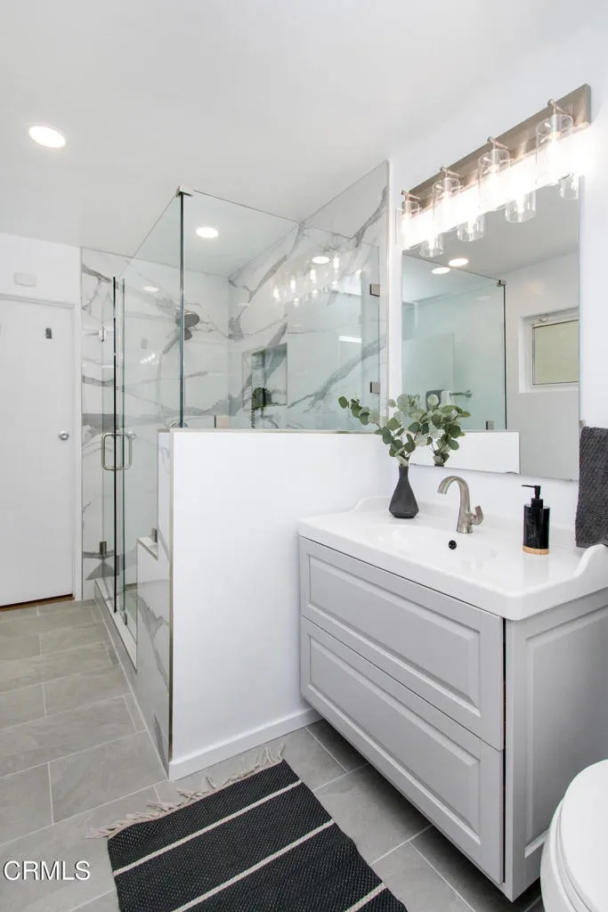 3345 Rubio Crest Drive Altadena, CA 91001