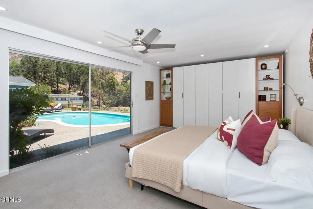3345 Rubio Crest Drive Altadena, CA 91001