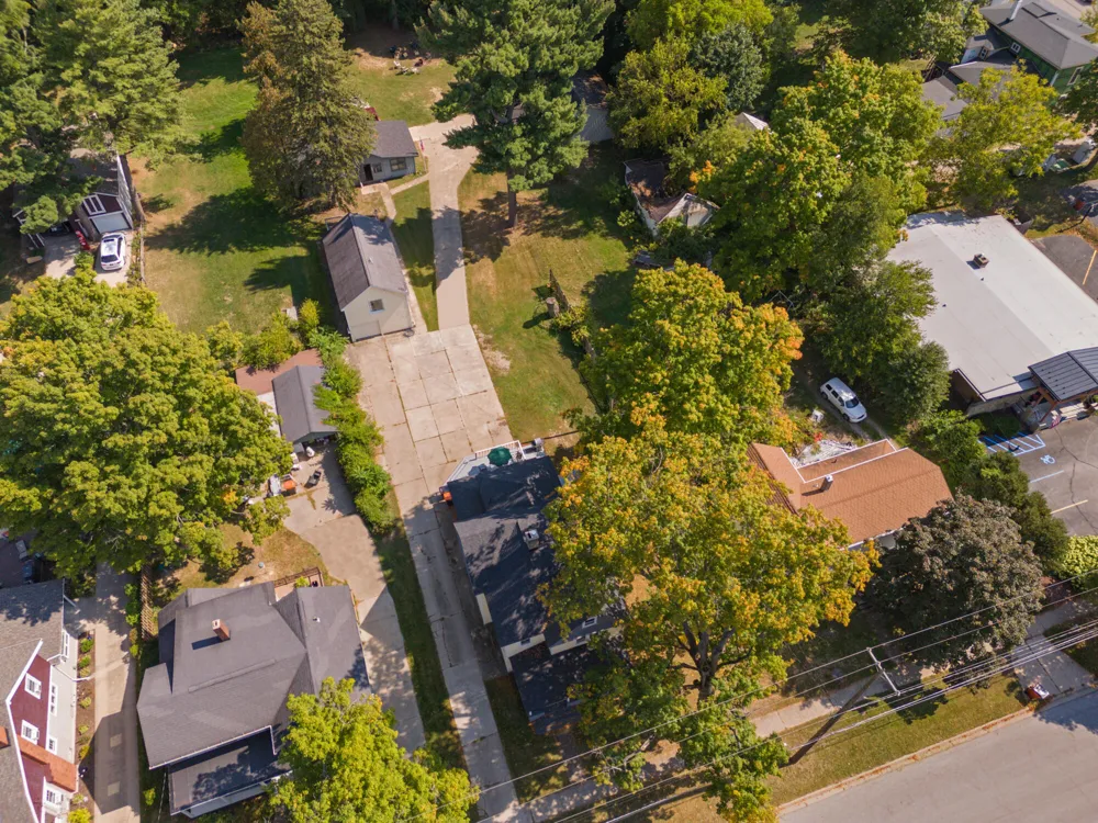 126 Monroe Street Rockford, MI 49341