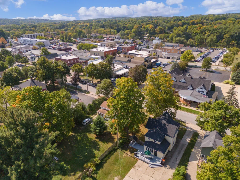 126 Monroe Street Rockford, MI 49341