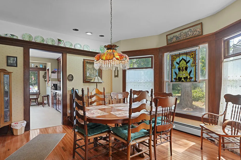 126 Monroe Street Rockford, MI 49341