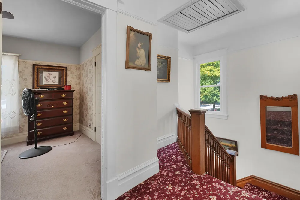 126 Monroe Street Rockford, MI 49341