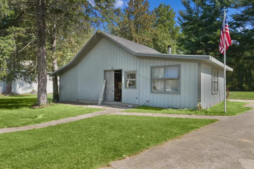 126 Monroe Street Rockford, MI 49341