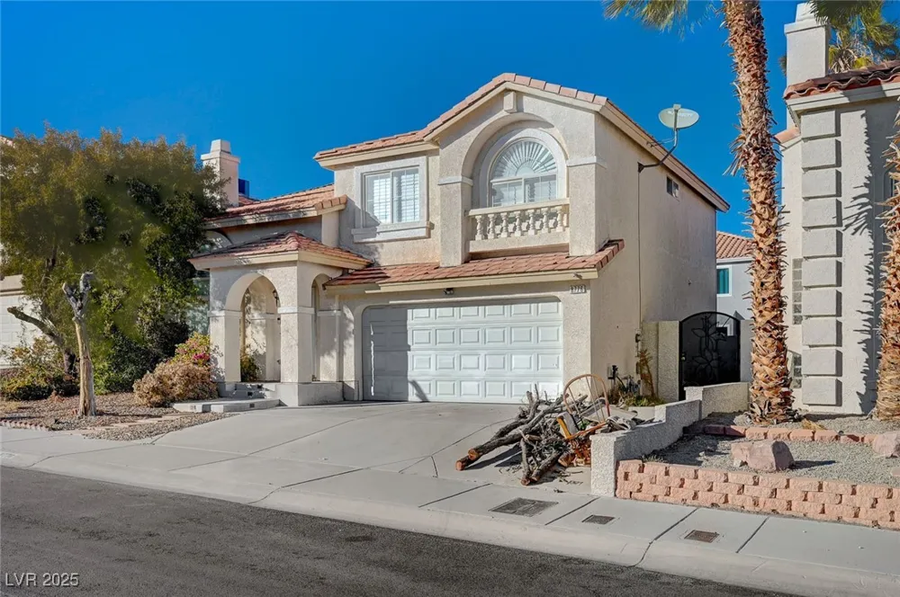 8776 Country View Avenue Las Vegas, NV 89129