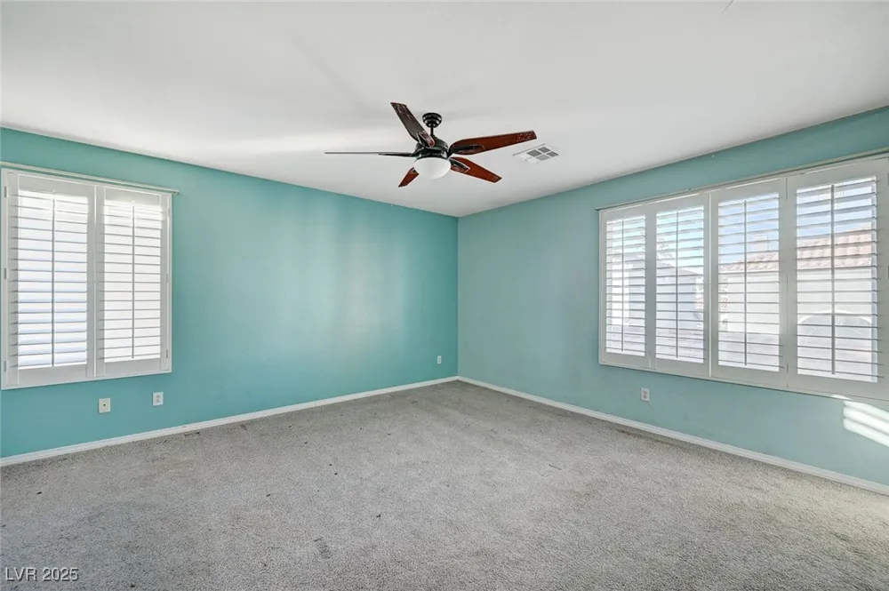 8776 Country View Avenue Las Vegas, NV 89129