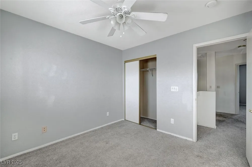 8776 Country View Avenue Las Vegas, NV 89129