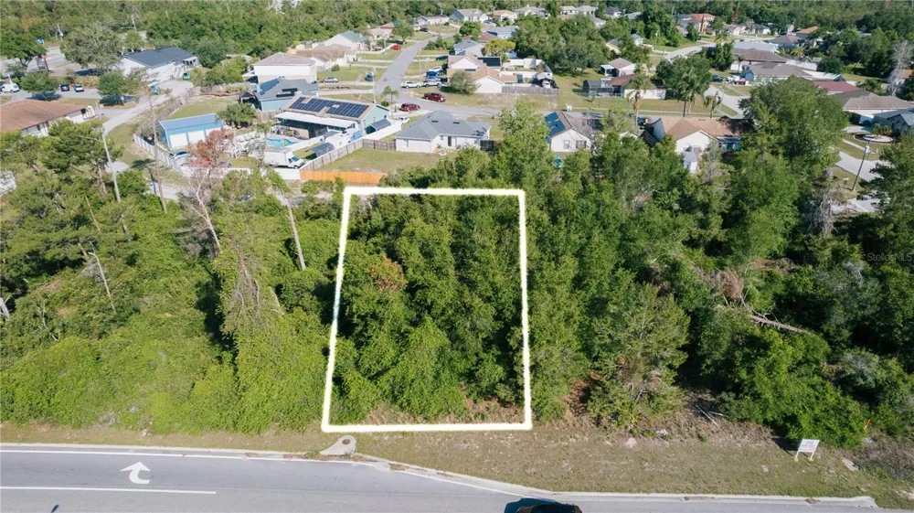1672 CATALINA BOULEVARD Deltona, FL 32725