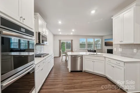 299 Hamptons Cove Road