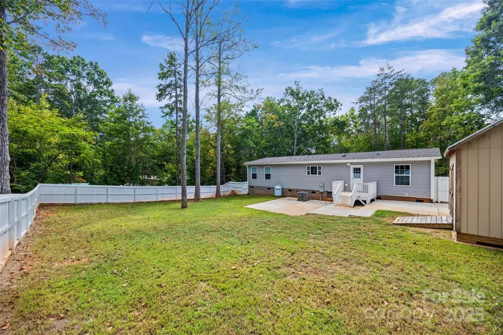 2025 Kisatchie Drive Hickory Grove, SC 29717