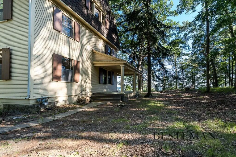 5795 Old Channel Trail Montague, MI 49437