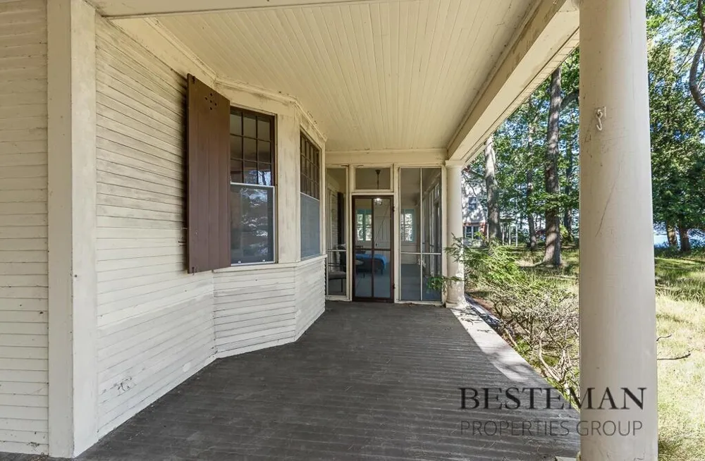 5795 Old Channel Trail Montague, MI 49437