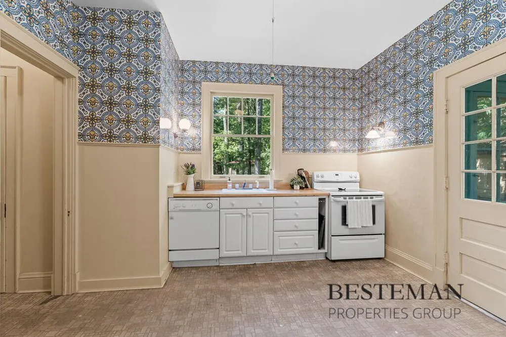 5795 Old Channel Trail Montague, MI 49437