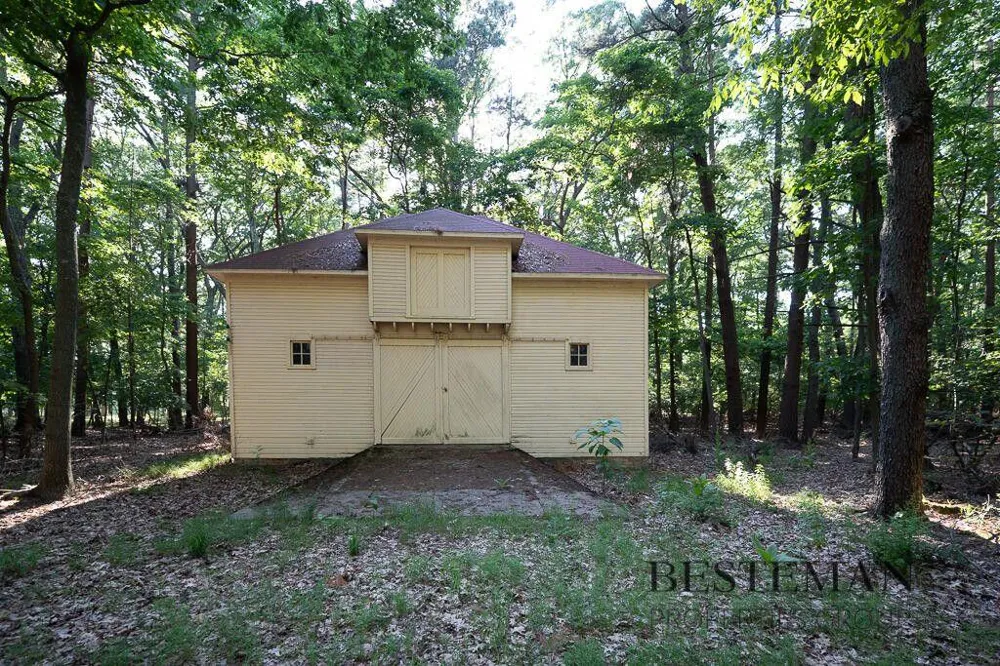 5795 Old Channel Trail Montague, MI 49437