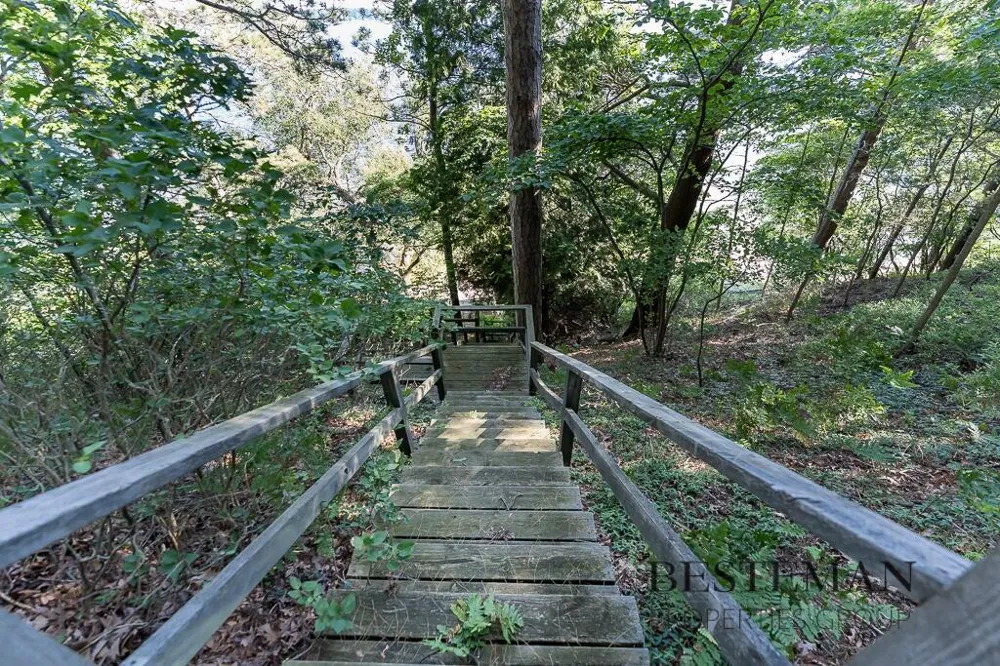 5795 Old Channel Trail Montague, MI 49437