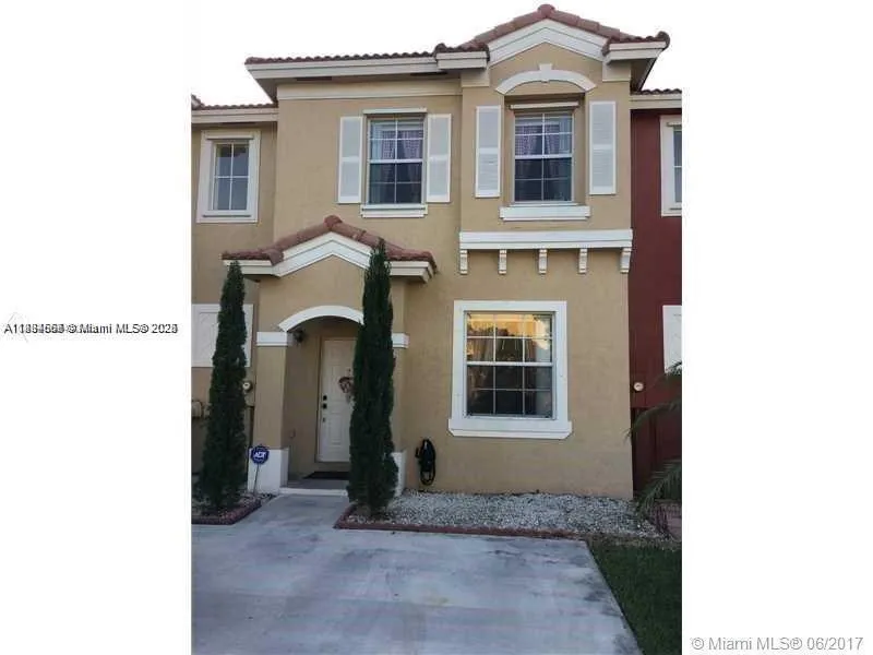 60 SE 6th Rd Homestead, FL 33030