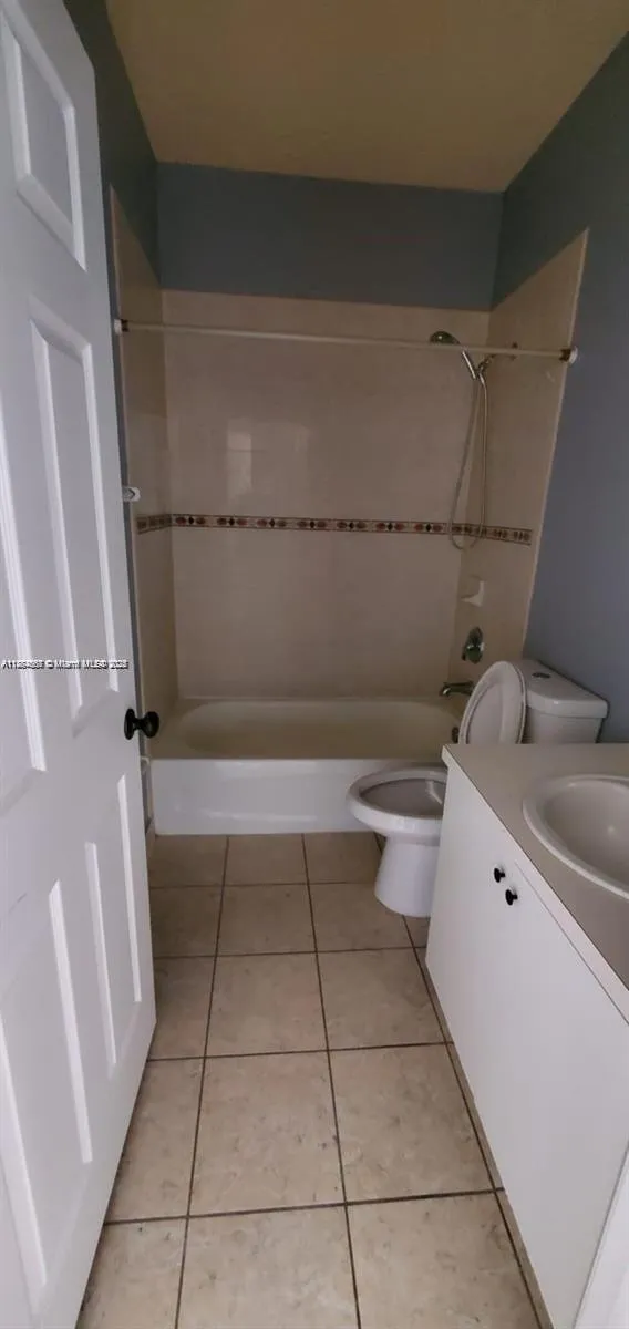 60 SE 6th Rd Homestead, FL 33030