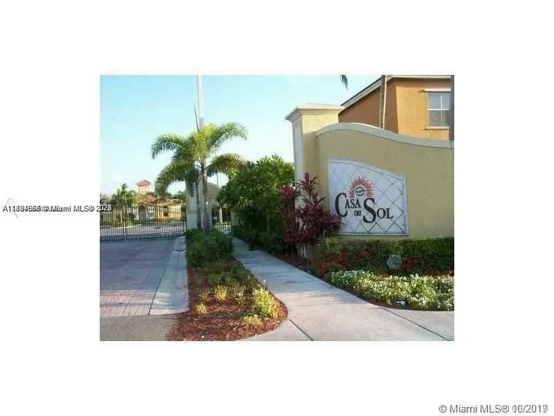 60 SE 6th Rd Homestead, FL 33030