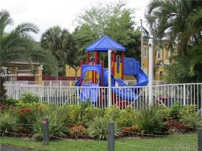 60 SE 6th Rd Homestead, FL 33030