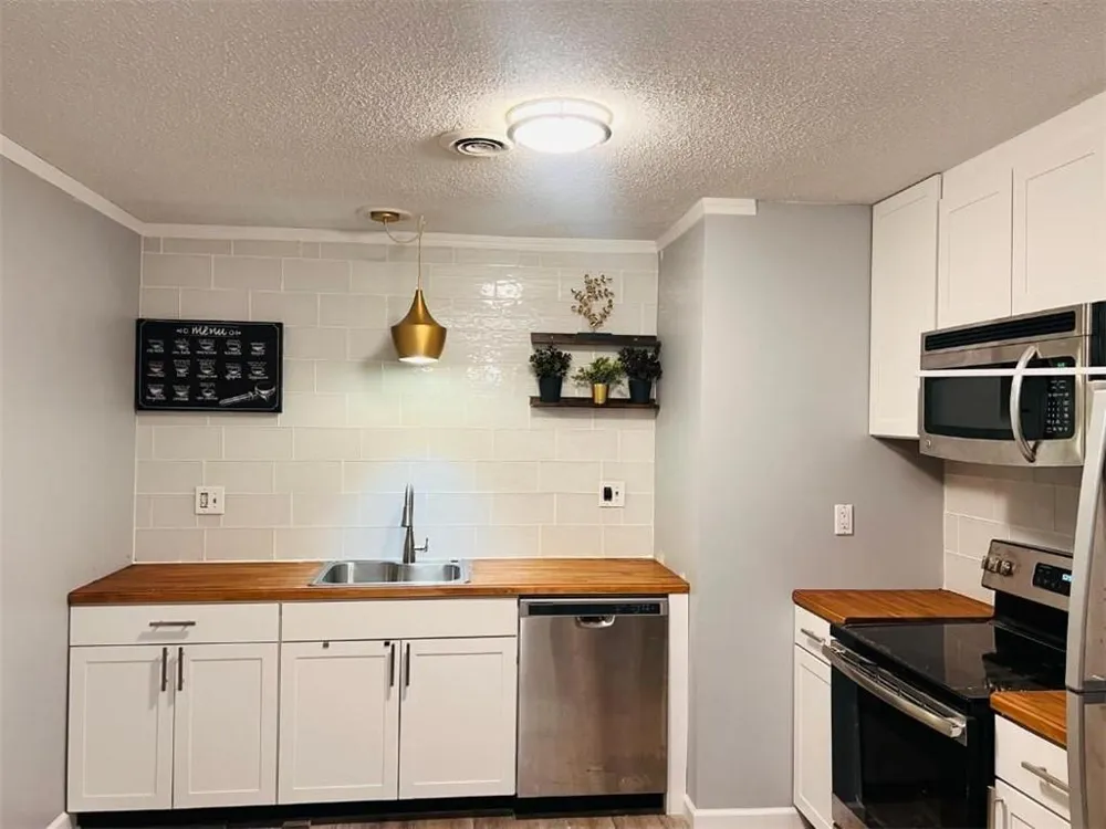 2524 DRAYTON DRIVE Augusta, GA 30906