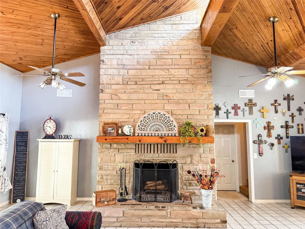 801 Highway 2214 Eastland, TX 76448